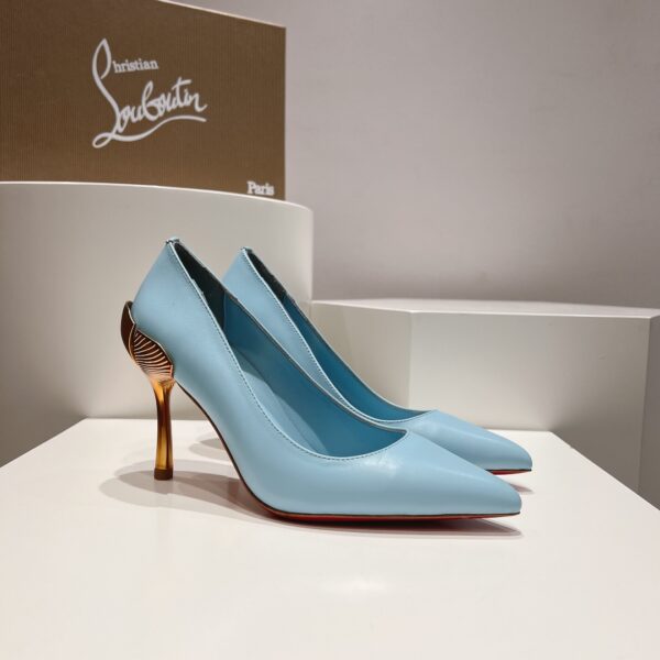 Christian Louboutin - Sporty Kate