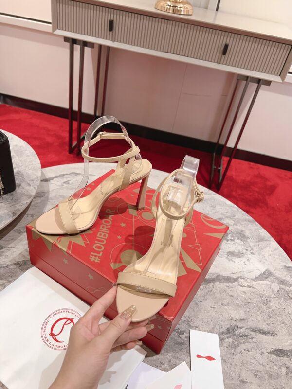 Christian Louboutin - Loubigirl