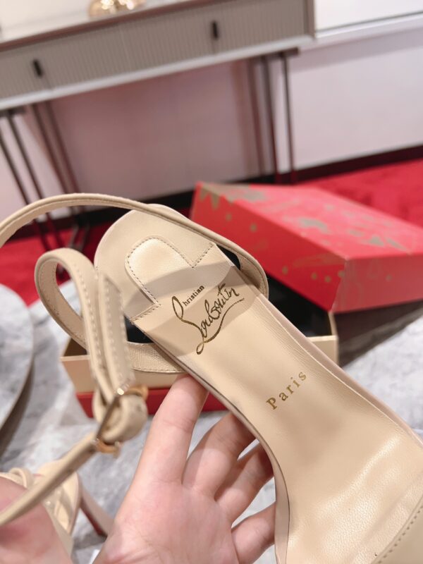 Christian Louboutin - Loubigirl