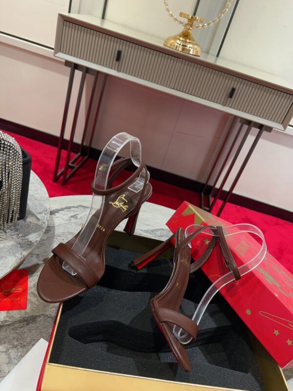 Christian Louboutin - Loubigirl