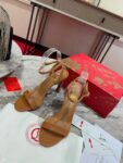Christian Louboutin - Loubigirl