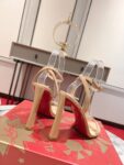 Christian Louboutin - Loubigirl