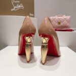Christian Louboutin - Hot Chick