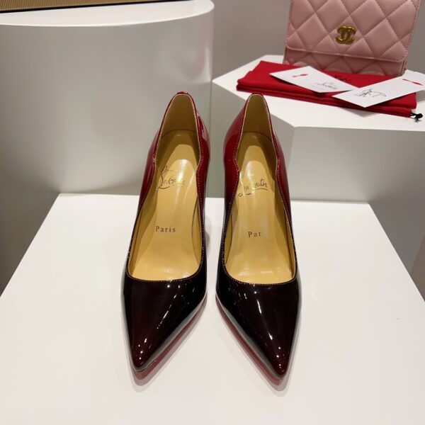 Christian Louboutin - Hot Chick