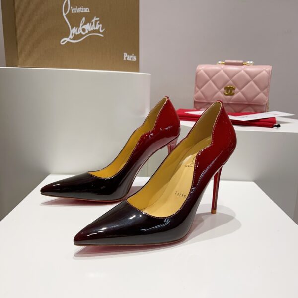 Christian Louboutin - Hot Chick