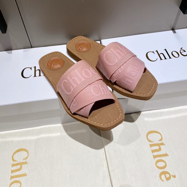 Chloe – Mules Woody