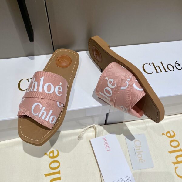 Chloe – Mules Woody
