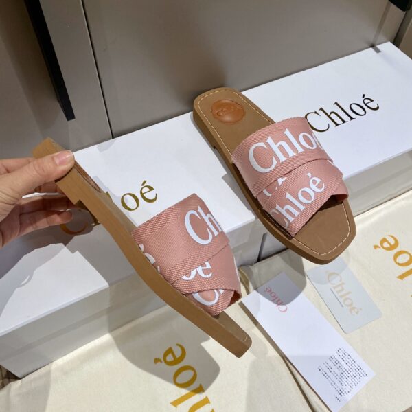 Chloe – Mules Woody
