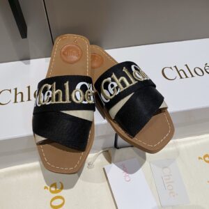 Chloe – Mules Woody