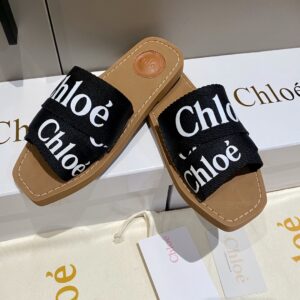 Chloe – Mules Woody