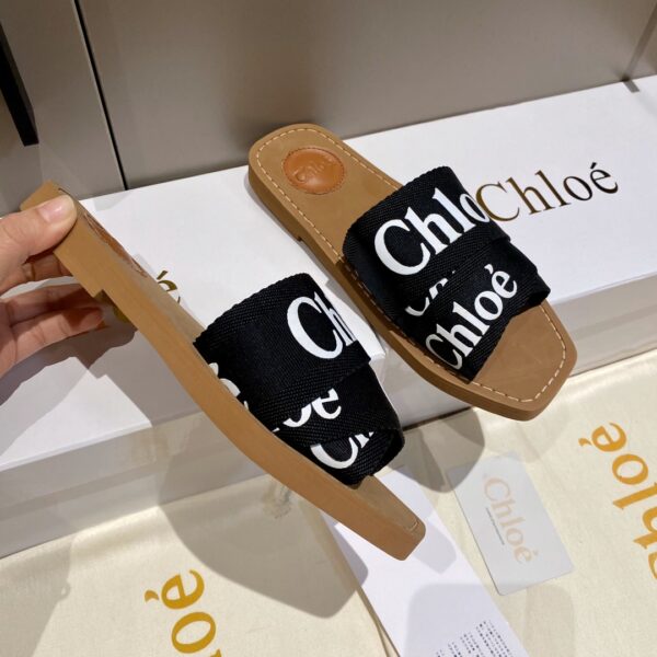 Chloe – Mules Woody