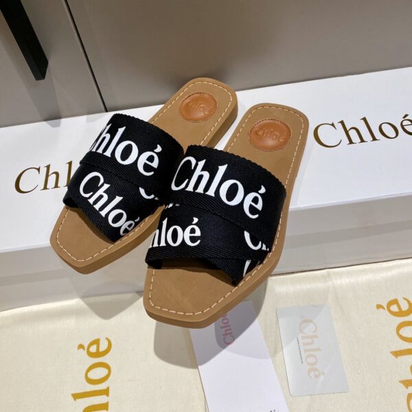 Chloe – Mules Woody