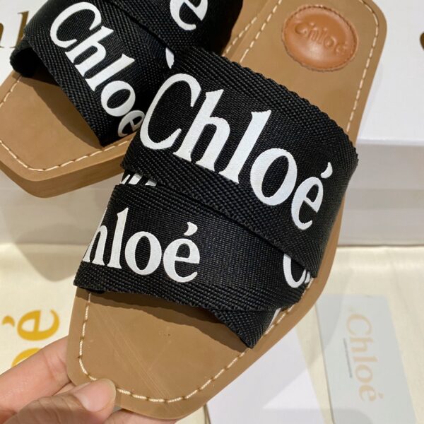 Chloe – Mules Woody