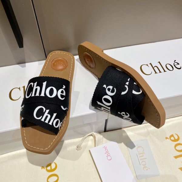 Chloe – Mules Woody
