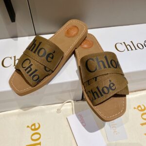 Chloe – Mules Woody