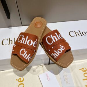 Chloe – Mules Woody