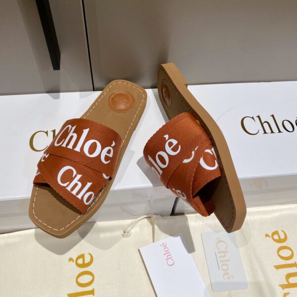 Chloe – Mules Woody