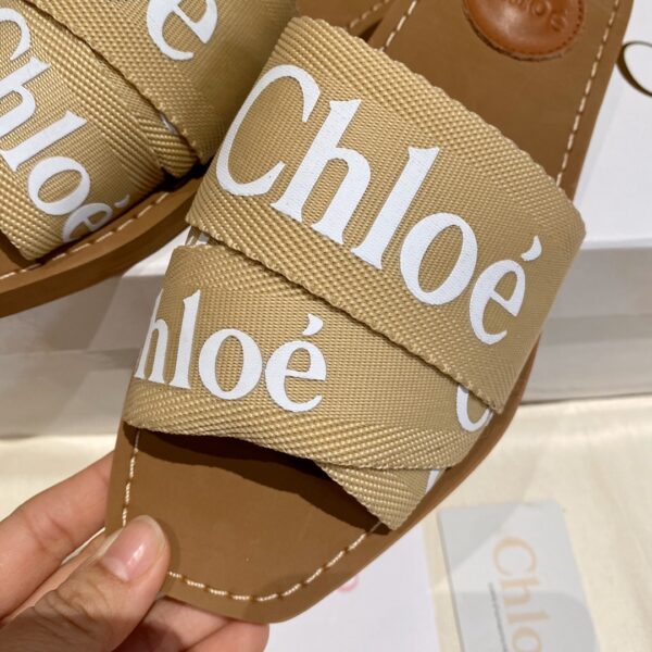 Chloe – Mules Woody