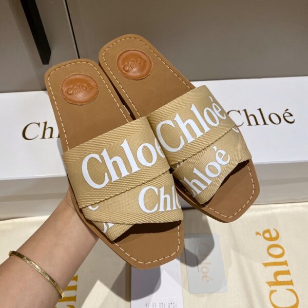 Chloe – Mules Woody