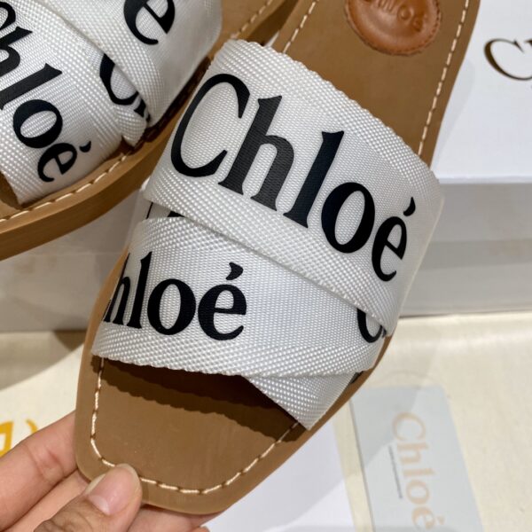 Chloe – Mules Woody