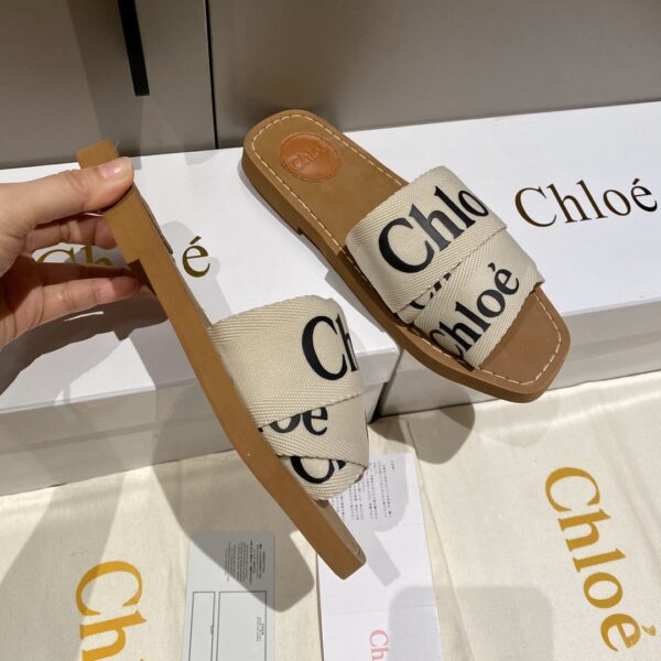 Chloe – Mules Woody