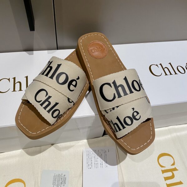 Chloe – Mules Woody