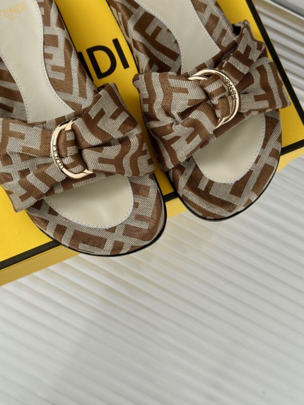 Fendi Feel