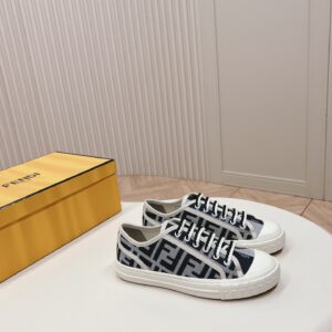 Fendi Domino