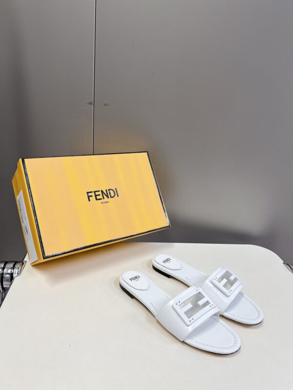 Fendi Baguette
