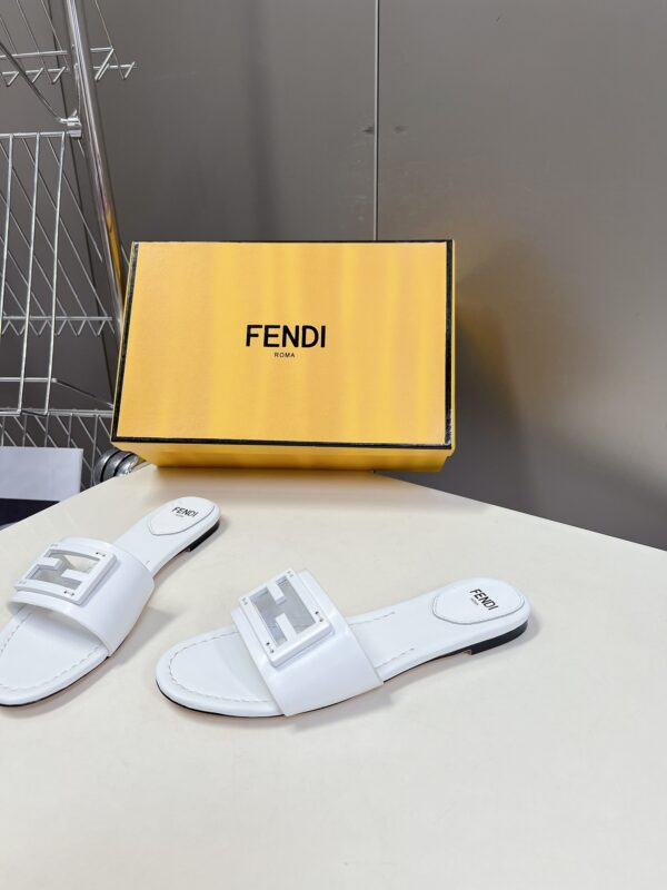 Fendi Baguette