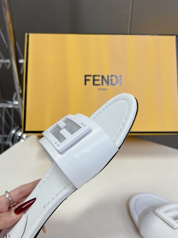 Fendi Baguette