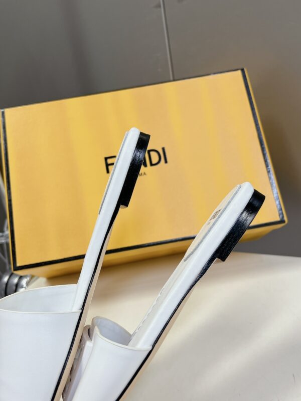 Fendi Baguette