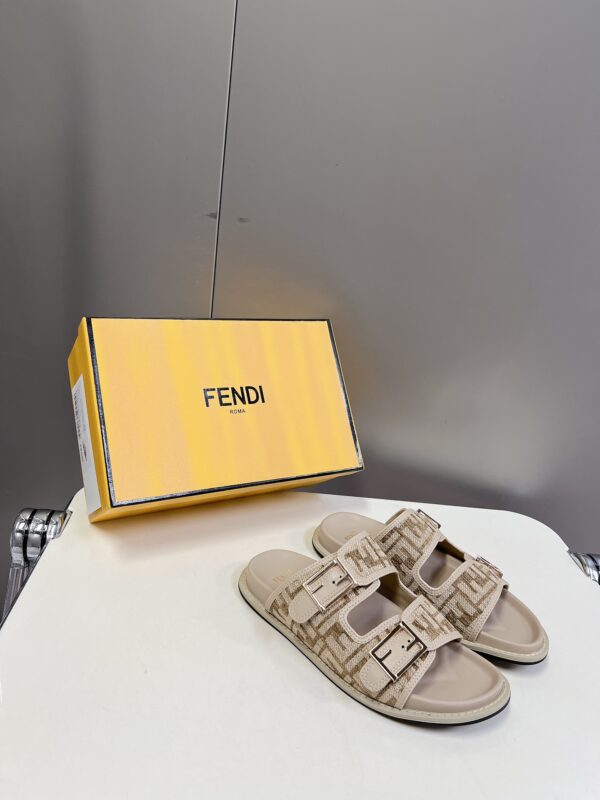 Fendi Feel