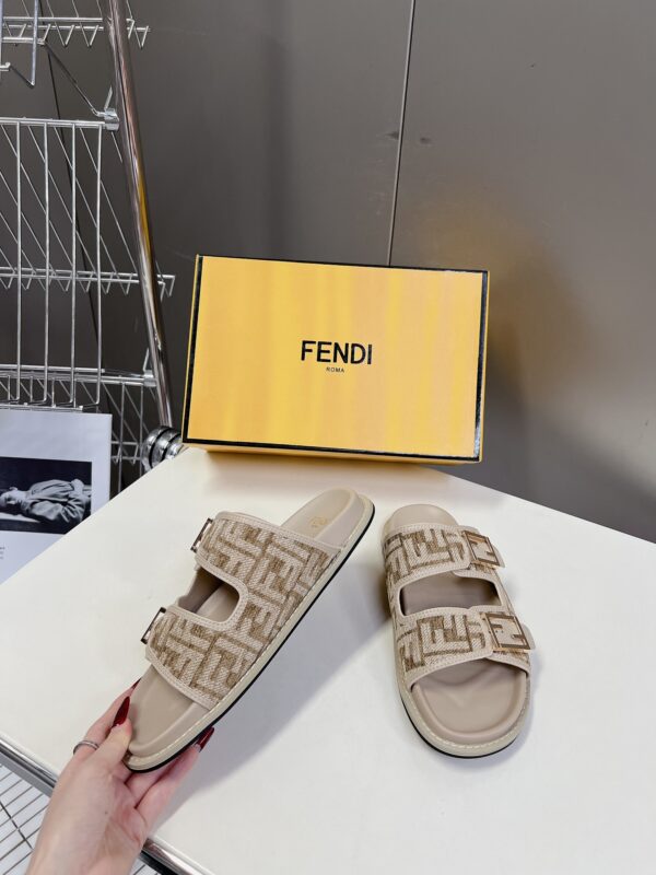 Fendi Feel
