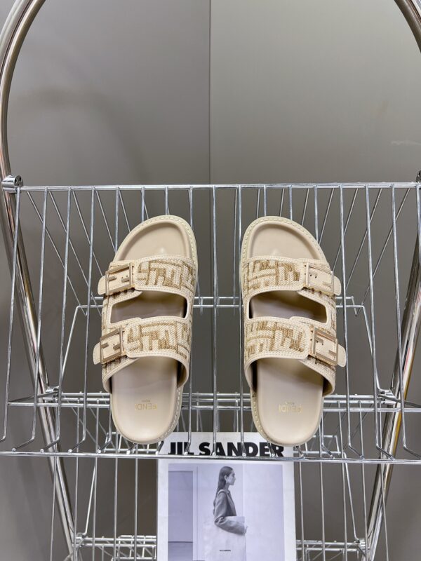 Fendi Feel