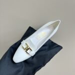 Ferragamo - Pump with Gancini Ornament