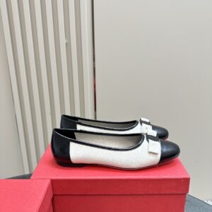 Ferragamo - Varina Ballet Flat