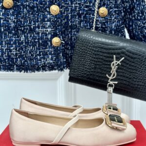 Ferragamo - New Vara Plate Ballet Flat