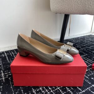Ferragamo - Vara Pump