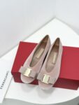 Ferragamo - Vara Bow Ballet Flat