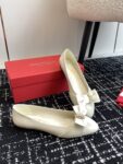 Ferragamo - Ballerina with Padded Vara Bow