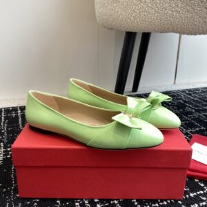 Ferragamo - Ballerina with Padded Vara Bow