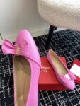 Ferragamo - Ballerina with Padded Vara Bow