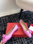 Ferragamo - Ballerina with Padded Vara Bow