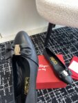 Ferragamo - Ballerina with Padded Vara Bow