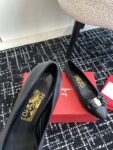Ferragamo - Ballerina with Padded Vara Bow
