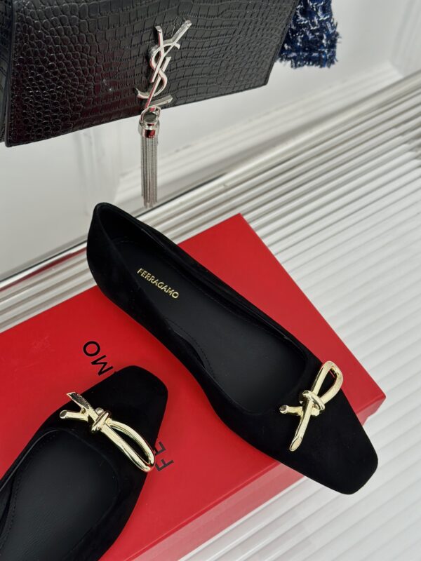 Ferragamo - Ballet Flat with Asymmetric Bow