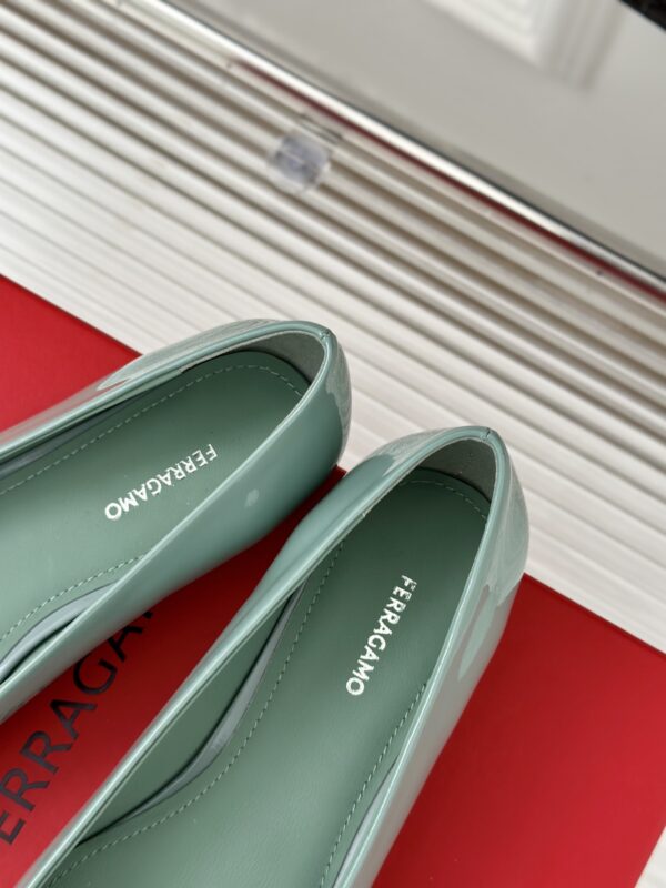 Ferragamo - Ballet Flat with Asymmetric Bow