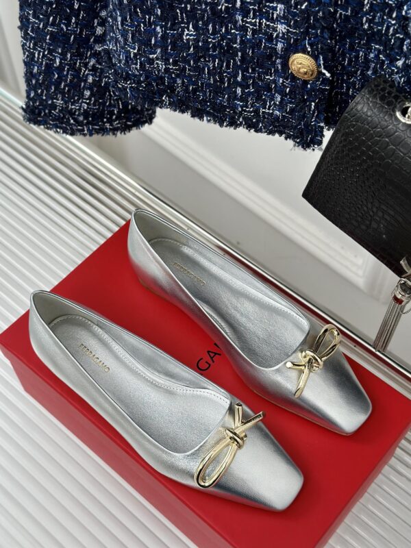 Ferragamo - Ballet Flat with Asymmetric Bow
