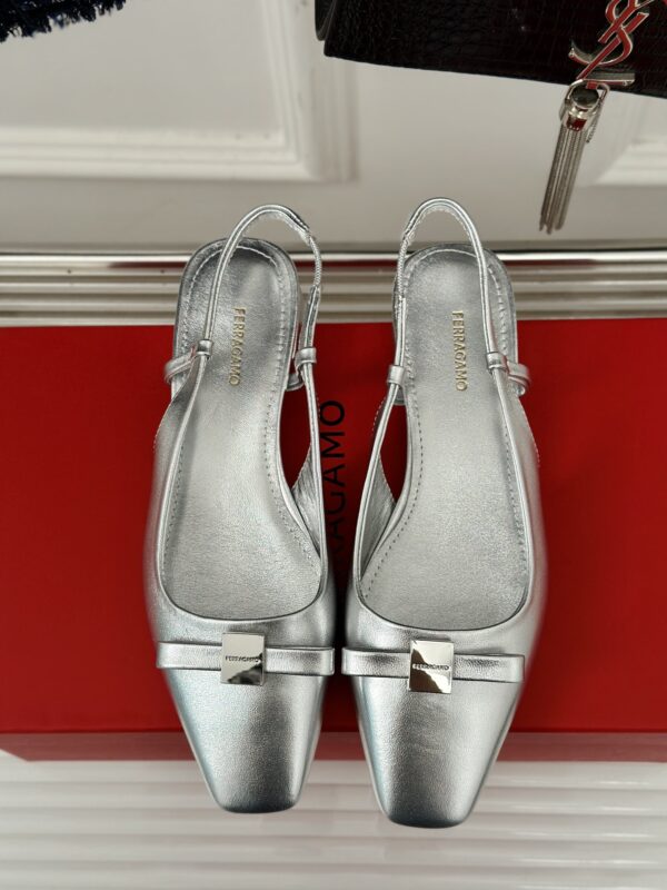Ferragamo - Drop Bow Ornament Slingback